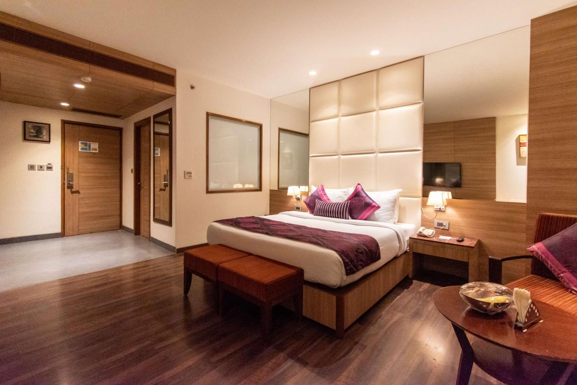 Best Western La Vista Pathankot Luaran gambar