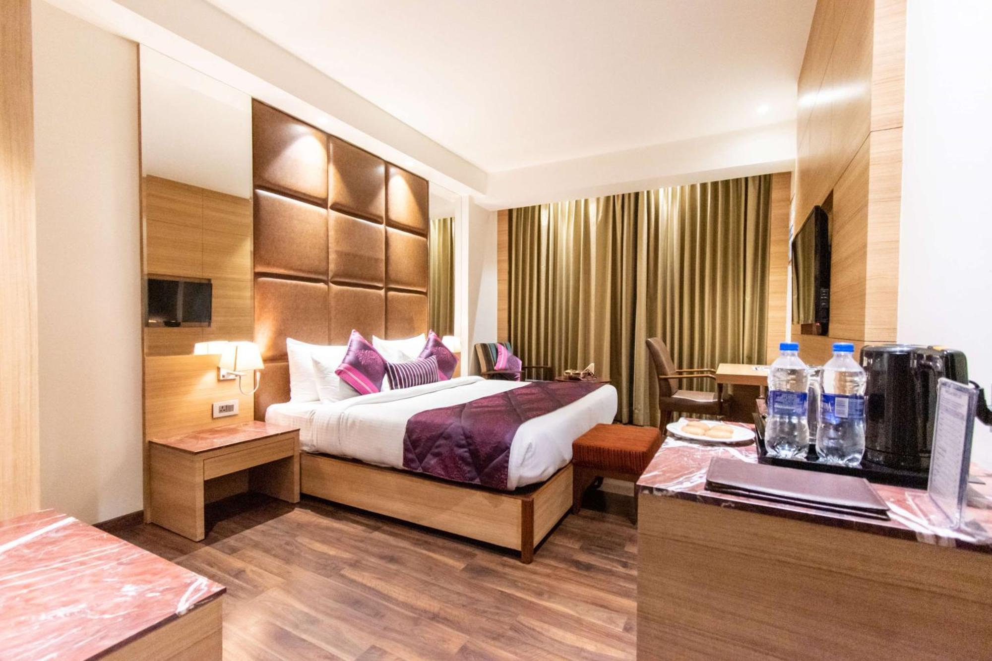 Best Western La Vista Pathankot Luaran gambar