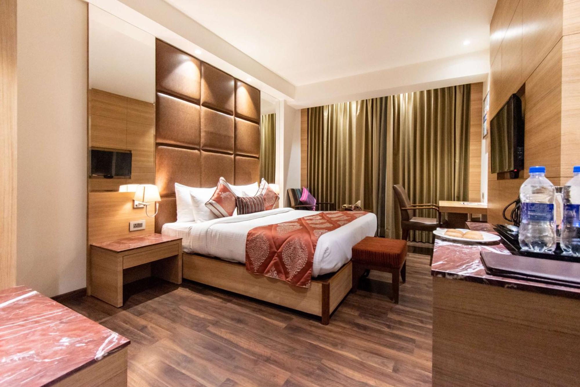 Best Western La Vista Pathankot Luaran gambar