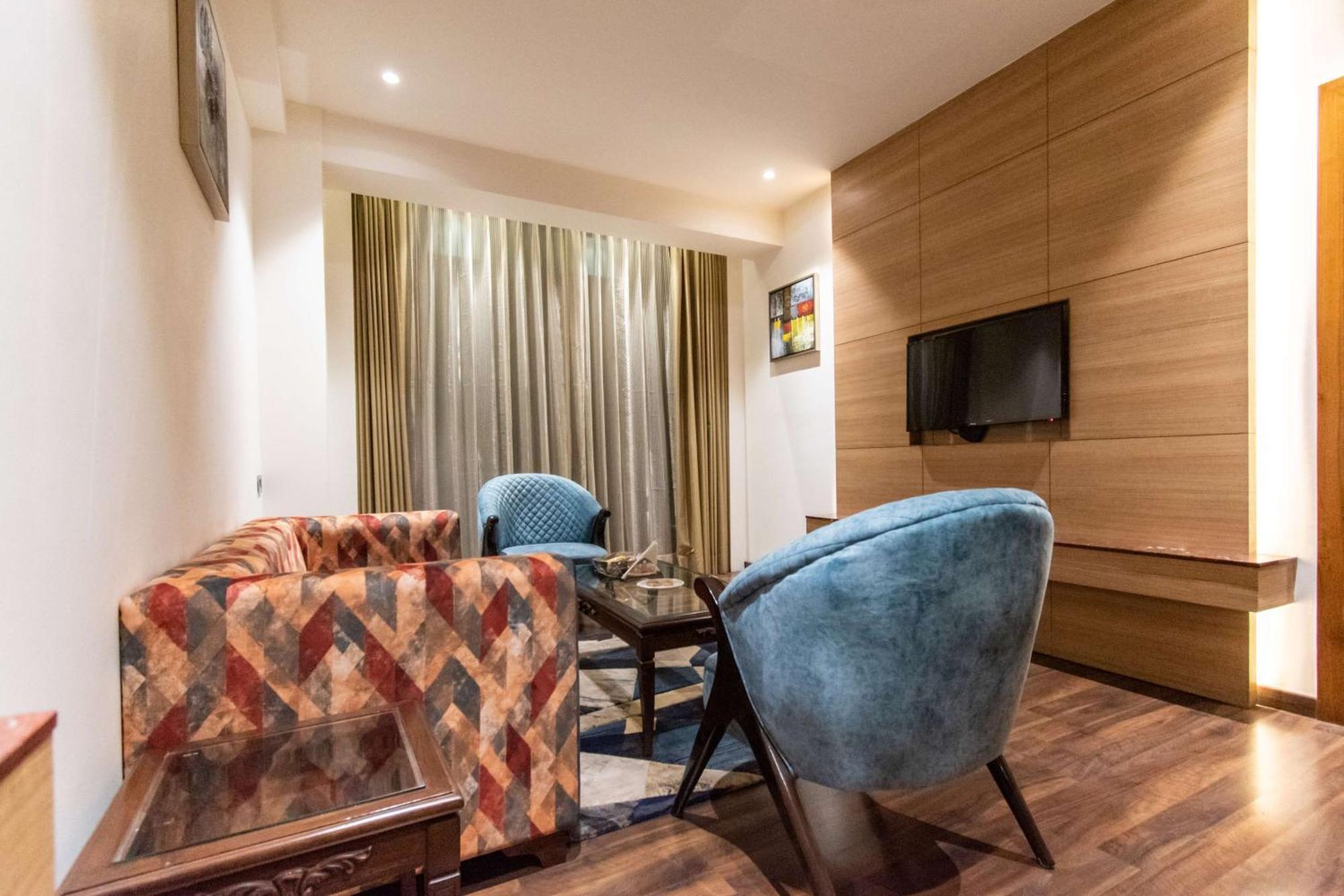 Best Western La Vista Pathankot Luaran gambar