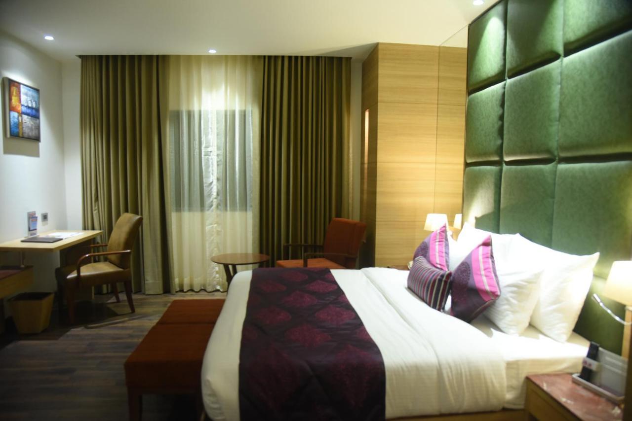 Best Western La Vista Pathankot Luaran gambar